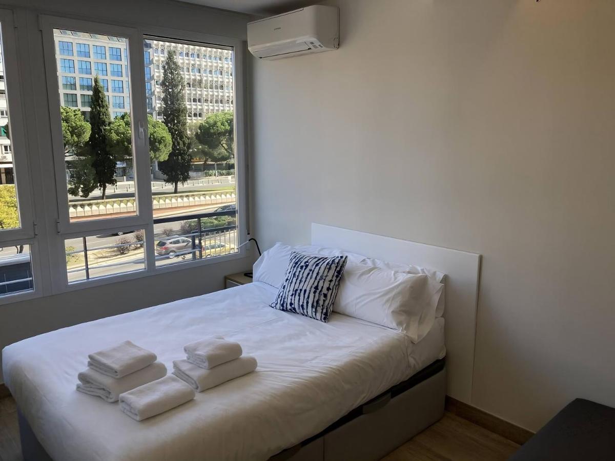 Castellana 4 Torres Apartments Madrid Exterior foto